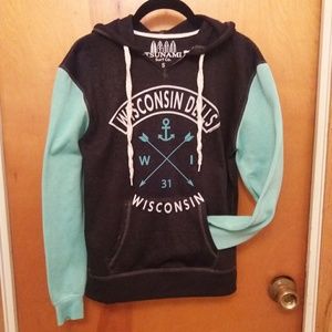 Wisconsin Dells lightweight graphic hoodie